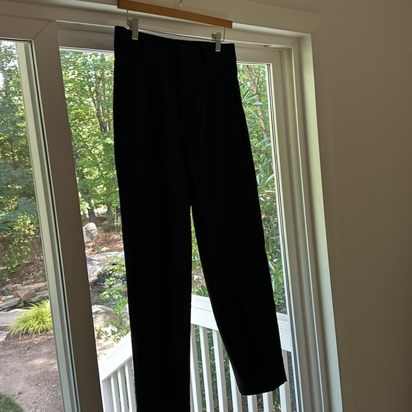 Banana republic size 6 black pleated wide leg pant. - Picture 5 of 5